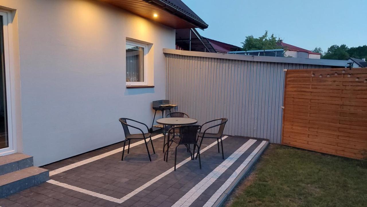 Dom W Dolinie Villa Zagorz Exterior foto